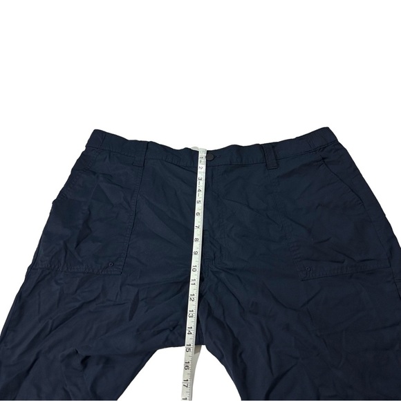 Wrangler Jeans Performance Mens Navy Blue Flat Front Shorts Size 42 9” Inseam - Picture 6 of 11